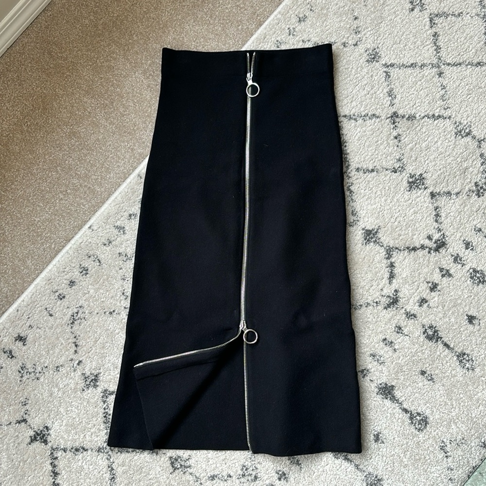 KAREN MILLEN Full zipper (back or front) skirt size XS